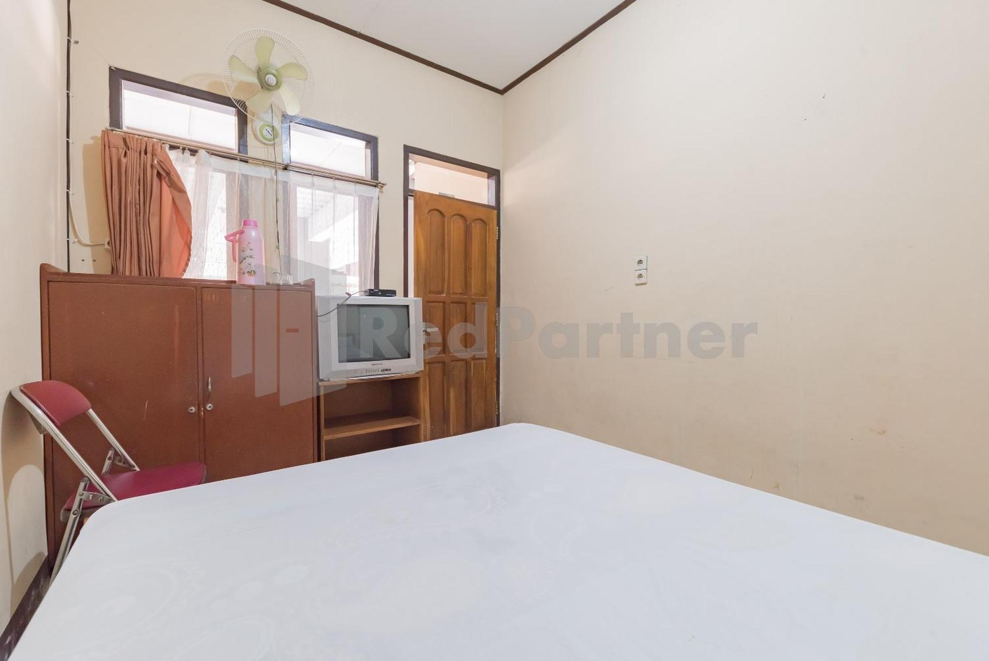 Homestay Pkpn Garut Mitra Reddoorz エクステリア 写真